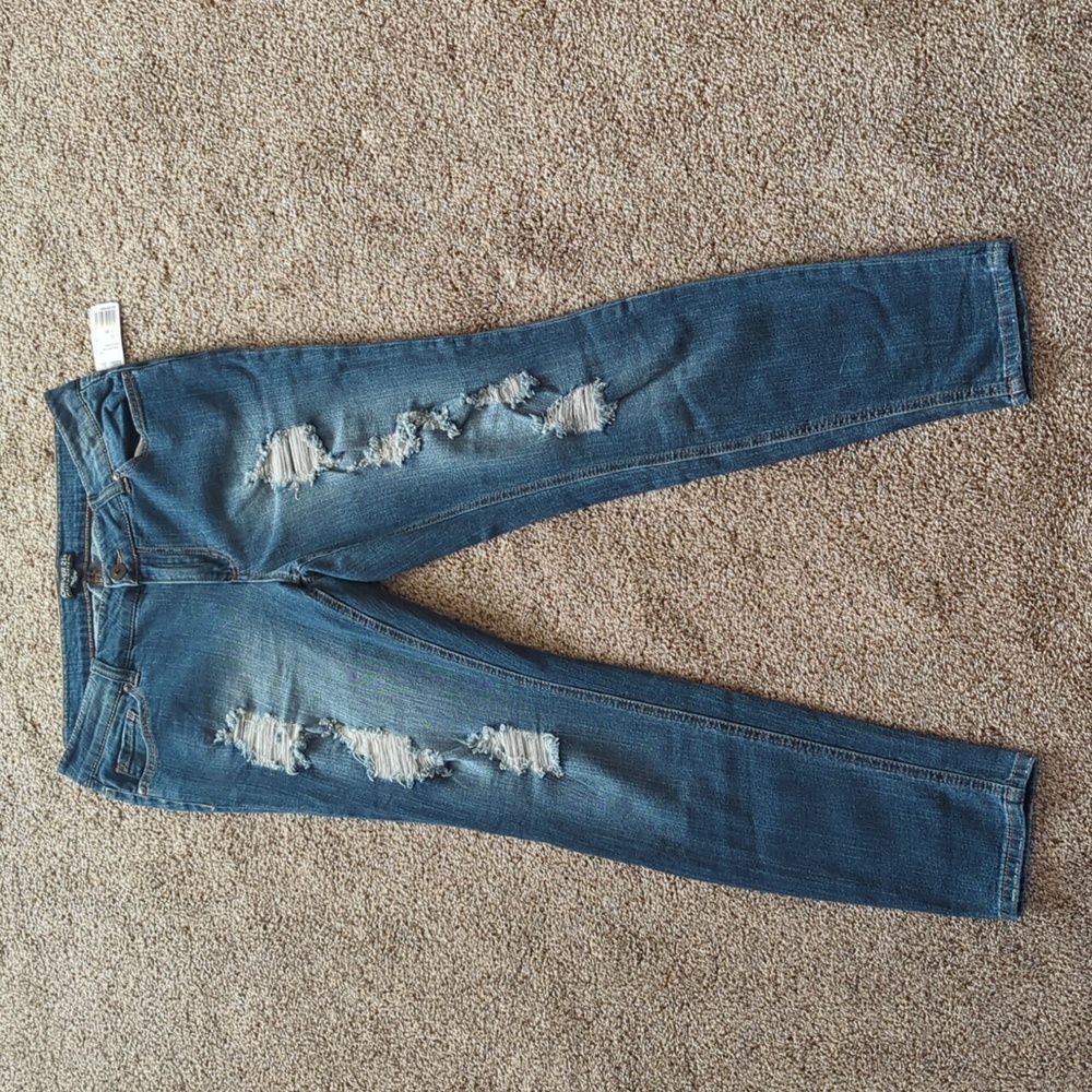 NWT Forever 21 Plus Sizes 12 Distressed Faded Denim Blue Jeans Stretch